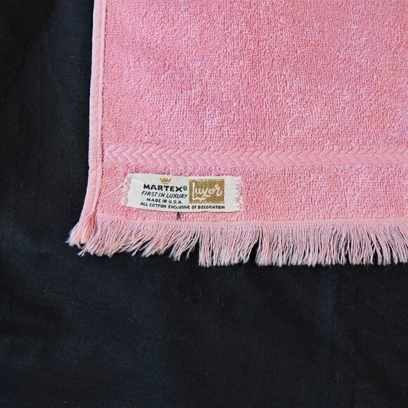 Vintage Martex Luxor Fingertip Hand Towel - Picture 5 of 6